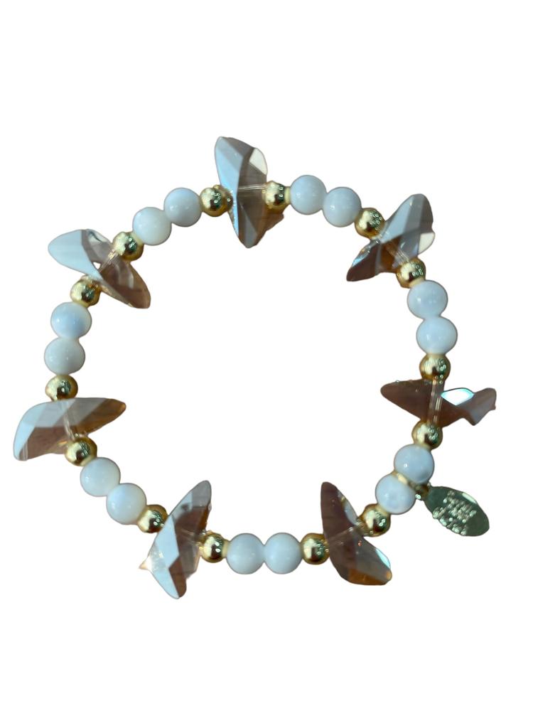 elegante vlinderbedel armband met goudkleurige accenten btsb60 - Sophie Goetsch