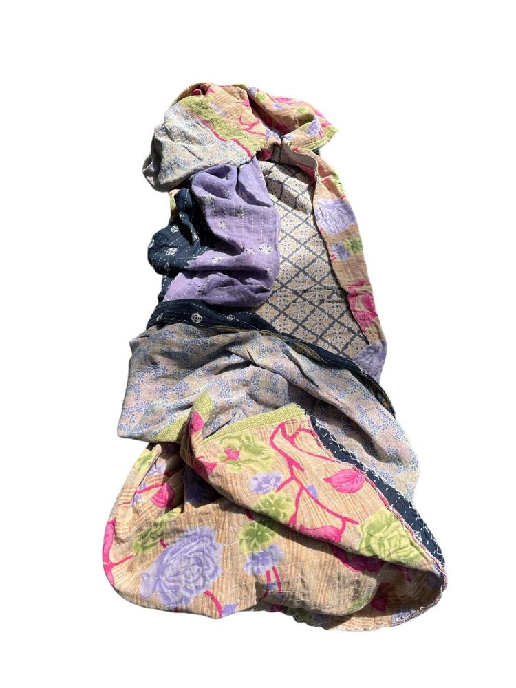 sari through vintage kantha 150x220 - Heavenlywell